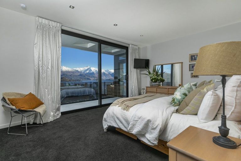 Photo of property in 47 Forest Heights, Wanaka, 9305