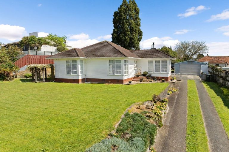 Photo of property in 6 Station Street, Tirau, 3410