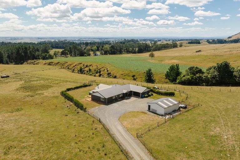 Photo of property in 225 Albert Road, Tokomaru, Palmerston North, 4474