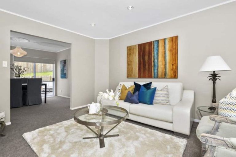 Photo of property in 37 Nicholas Road, Somerville, Auckland, 2014