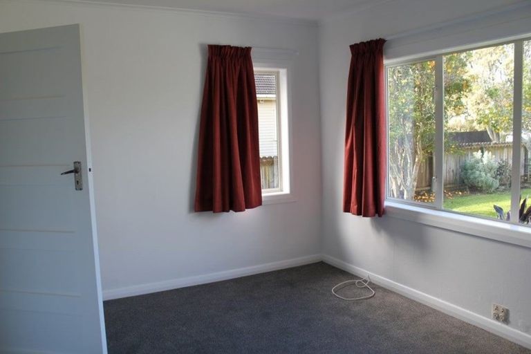 Photo of property in 8-10 Harris Road, Mount Wellington, Auckland, 1051