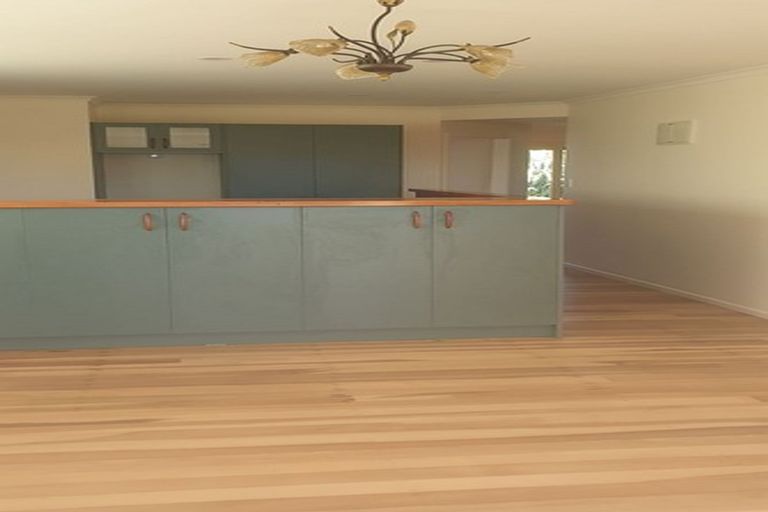 Photo of property in 17 Dixie Street, Te Horo Beach, Otaki, 5581