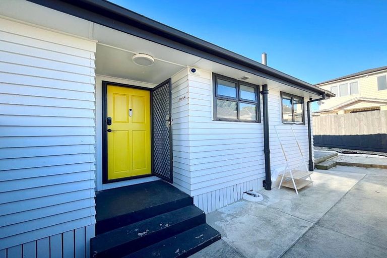 Photo of property in 15 Milan Road, Papatoetoe, Auckland, 2025