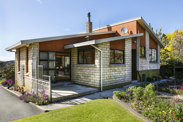 Photo of property in 36 Mersey Street, South Hill, Oamaru, 9400