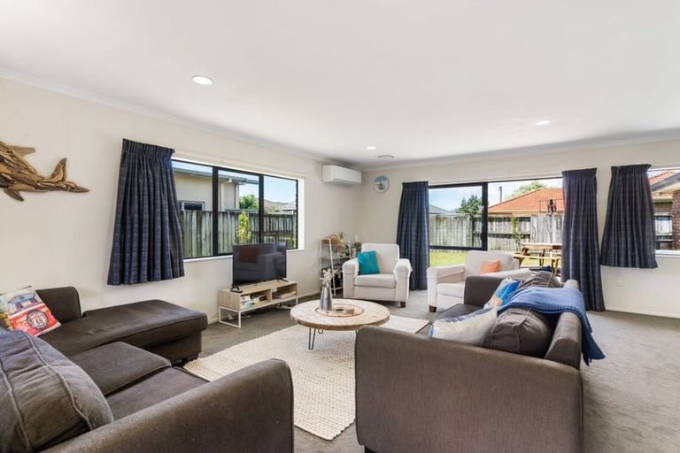 Photo of property in 11 Sarah Place, Papamoa Beach, Papamoa, 3118