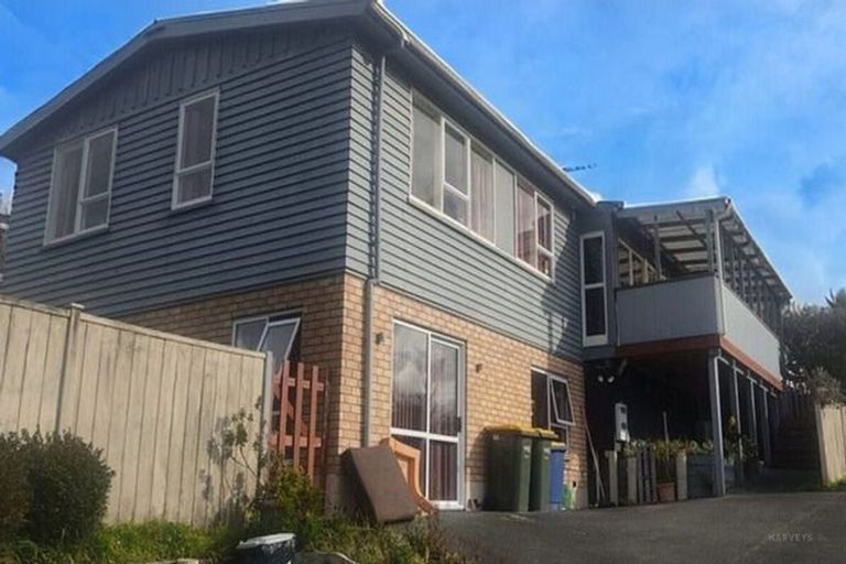 Photo of property in 39 Sunnyside Road, Sunnyvale, Auckland, 0612
