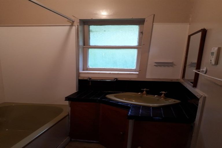 Photo of property in 7 Macbeth Street, Caversham, Dunedin, 9012