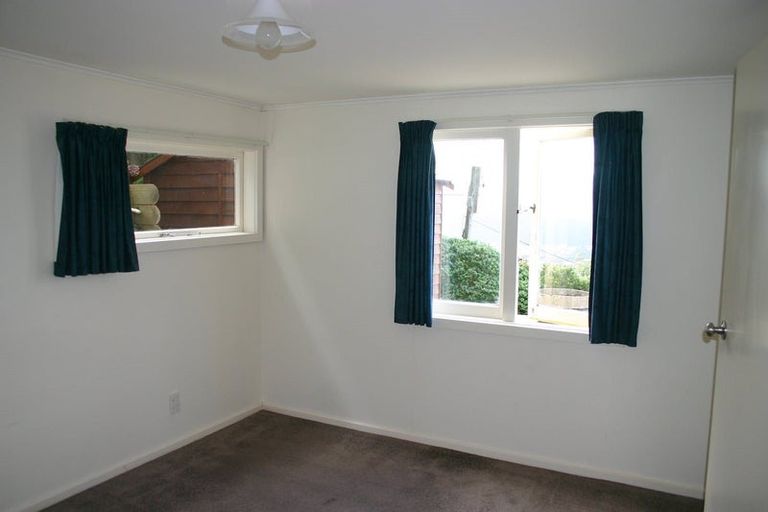 Photo of property in 42 Mitchell Street, Brooklyn, Wellington, 6021