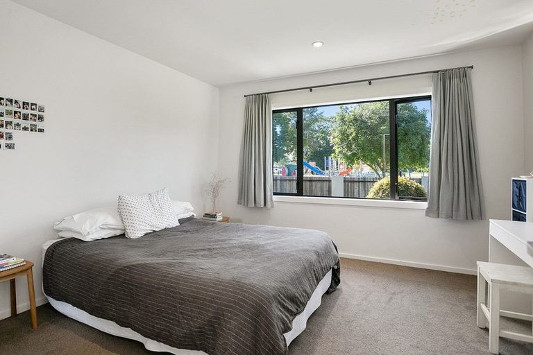 Photo of property in 68 Wordsworth Street, Leamington, Cambridge, 3432