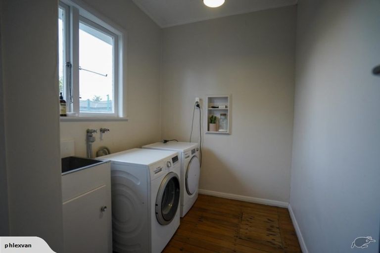 Photo of property in 324 College Street, West End, Palmerston North, 4410