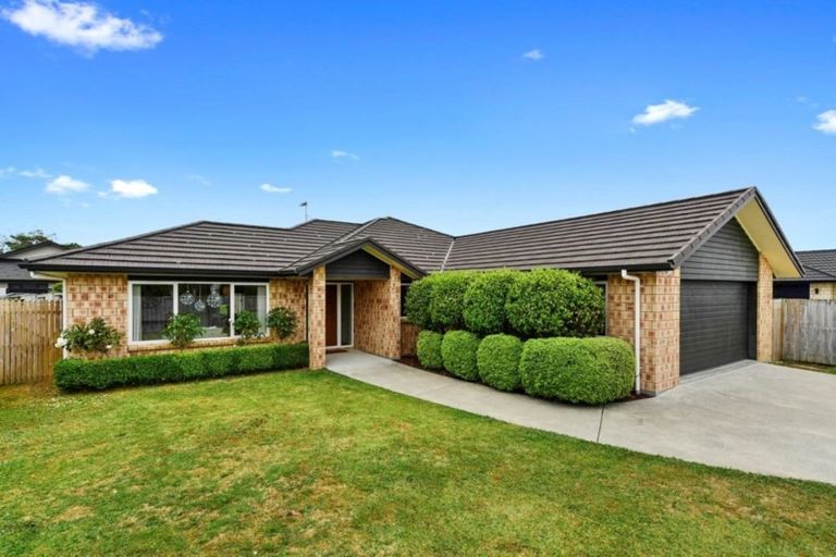 Photo of property in 17 Kentwood Place, Flagstaff, Hamilton, 3210