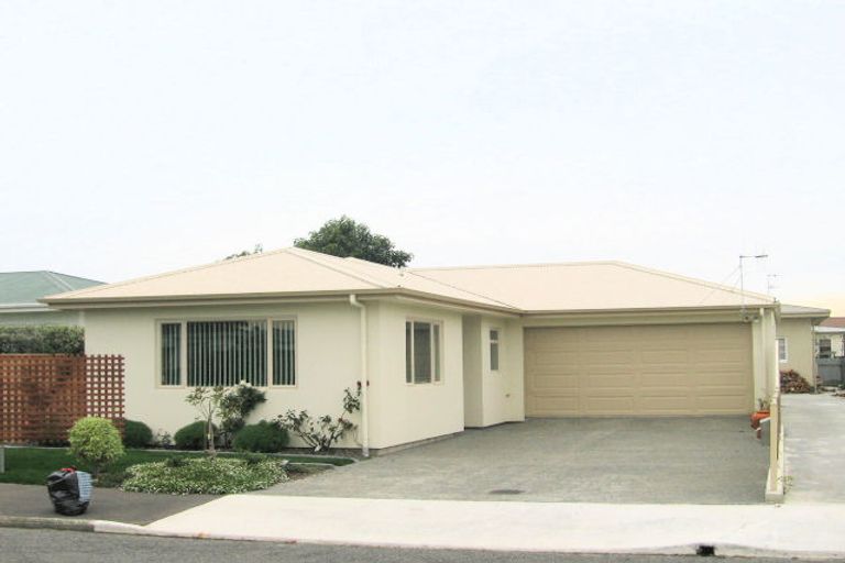 Photo of property in 14a Cassino Crescent, Onekawa, Napier, 4110