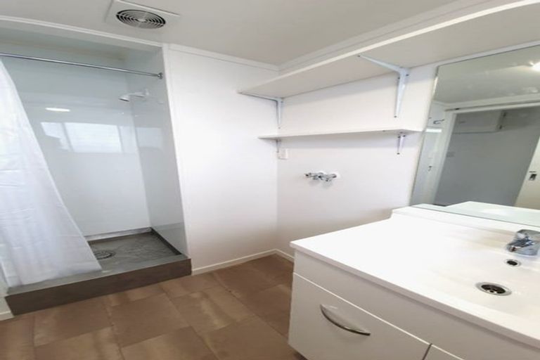 Photo of property in 4/99 Avenue Road, Otahuhu, Auckland, 1062