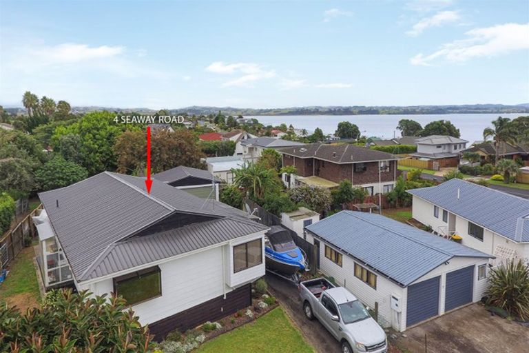 Photo of property in 4 Seaway Road, Clarks Beach, 2122