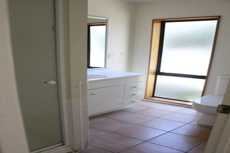 Photo of property in 2/6 Cherry Road, Bucklands Beach, Auckland, 2014