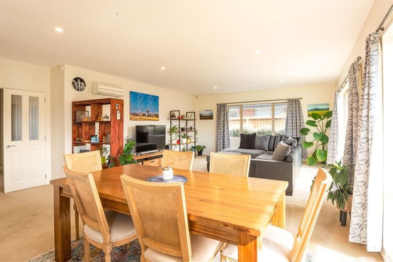 Photo of property in 1 Villi Place, Woolston, Christchurch, 8062