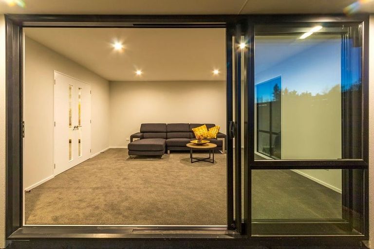 Photo of property in 9 Emma Street, Marshland, Christchurch, 8083
