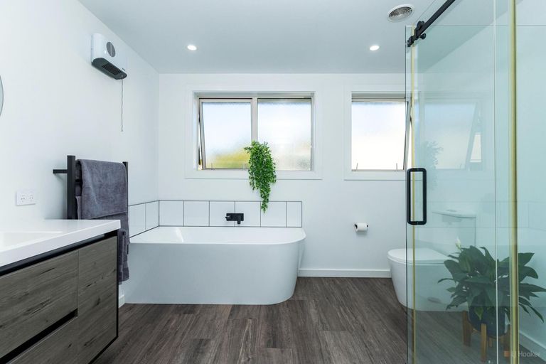 Photo of property in 9a Regent Street, West End, Timaru, 7910