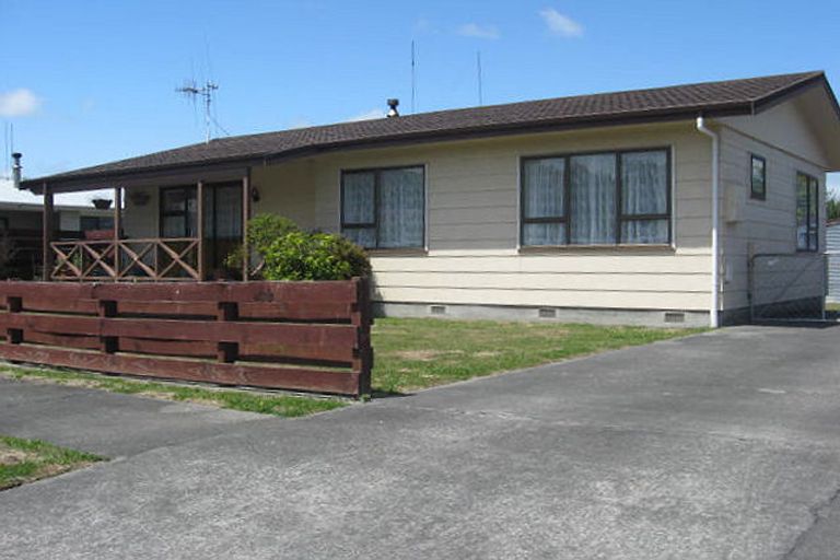 Photo of property in 23 Ferndale Place, Feilding, 4702