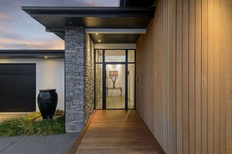 Photo of property in 4 Mersham Drive, Prebbleton, 7604