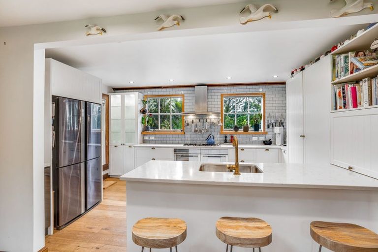 Photo of property in 63 Ahuroa Road, Puhoi, Warkworth, 0994