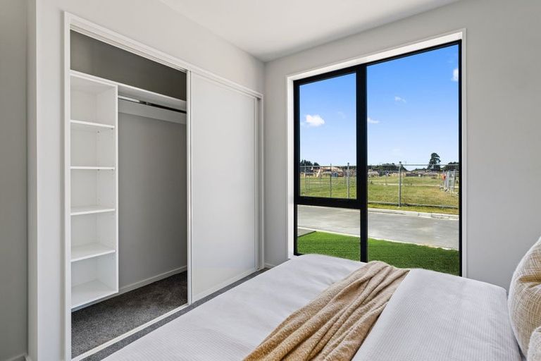 Photo of property in 30 Ruataniwha Avenue, Rangiora, 7400