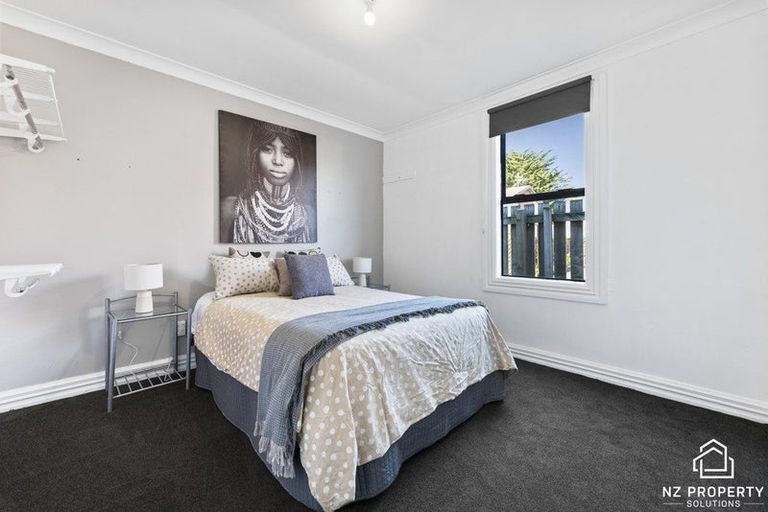 Photo of property in 23 Oxford Street, South Dunedin, Dunedin, 9012