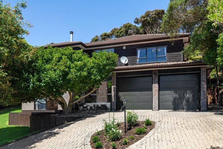 Photo of property in 3 Furneaux Grove, Whitby, Porirua, 5024