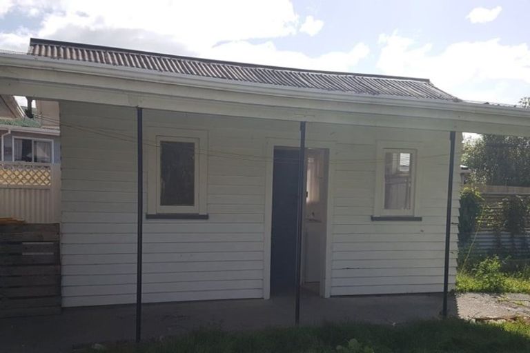 Photo of property in 11 Bell Street, Otaki, 5512