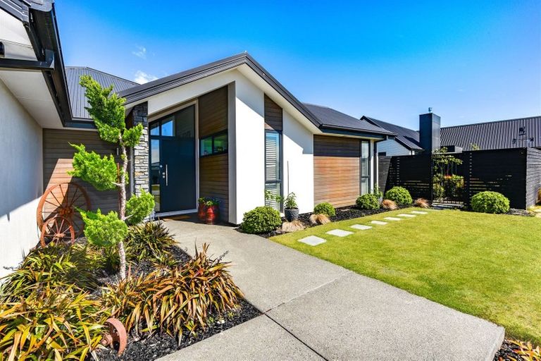 Photo of property in 10 Westmere Mews, West Melton, 7618