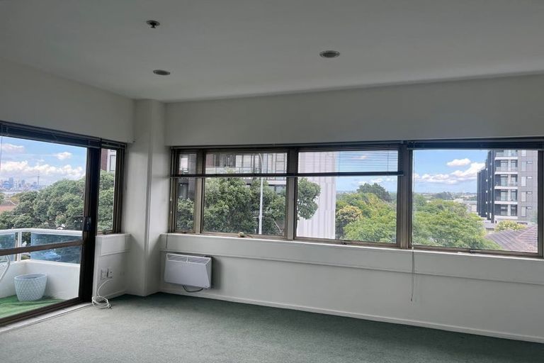 Photo of property in 4/15h Auburn Street, Takapuna, Auckland, 0622