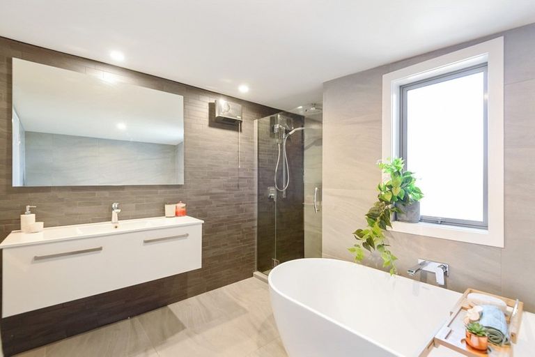 Photo of property in 37b Rossall Street, Merivale, Christchurch, 8014