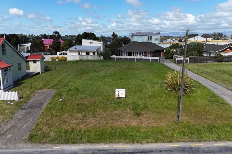 Photo of property in 32 Harbour Street, Foxton, 4814