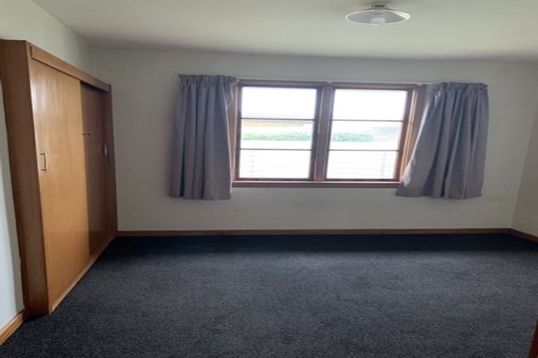 Photo of property in 69 Mcmurdo Street, Tinwald, Ashburton, 7700