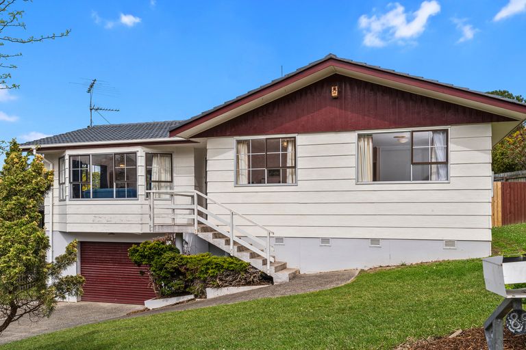 Photo of property in 89 Langana Avenue, Browns Bay, Auckland, 0630