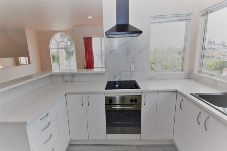 Photo of property in 7 Alice Place, Hillcrest, Auckland, 0627