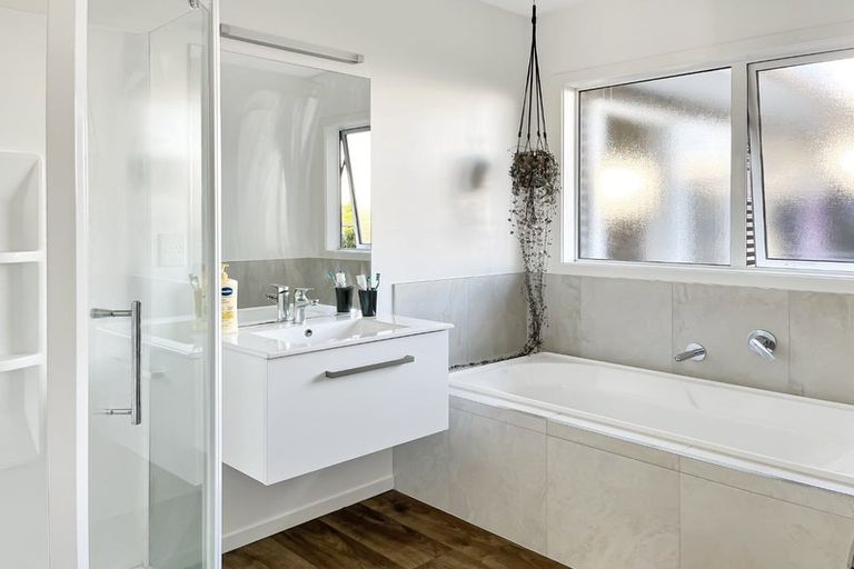 Photo of property in 15 Royal Coachman Drive, Nukuhau, Taupo, 3330