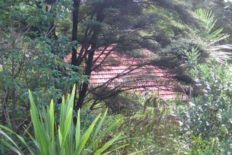 Photo of property in 275b Titirangi Road, Titirangi, Auckland, 0604