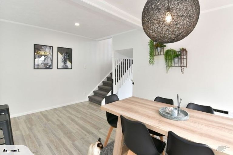 Photo of property in 1/14 Arkles Strand, Arkles Bay, Whangaparaoa, 0932