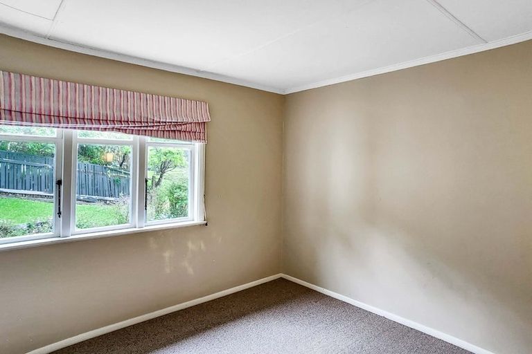 Photo of property in 59 Raukawa Street, Stokes Valley, Lower Hutt, 5019