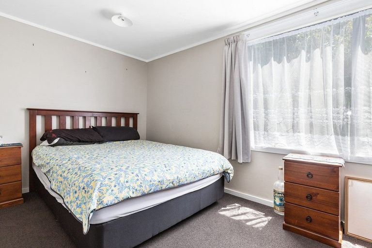 Photo of property in 24a Sare Crescent, Fairfield, Hamilton, 3214