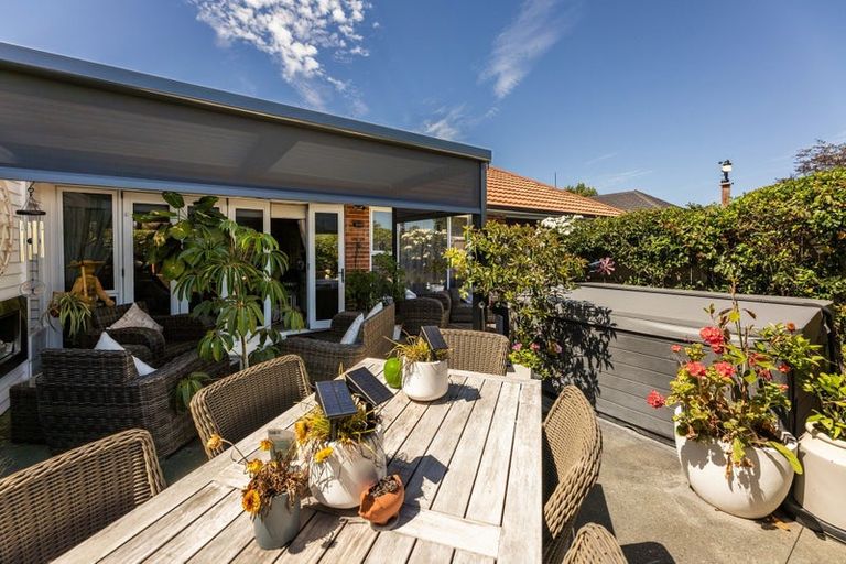 Photo of property in 149 Memorial Avenue, Burnside, Christchurch, 8053