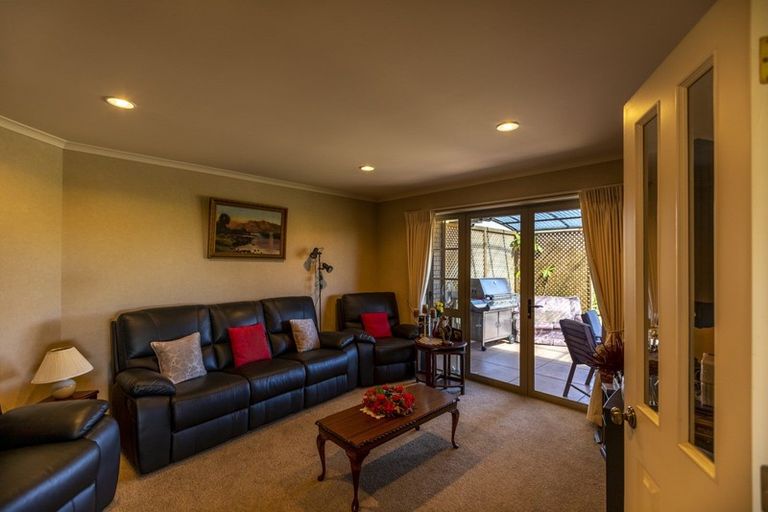 Photo of property in 56 Ireland Road, Waipawa, 4277