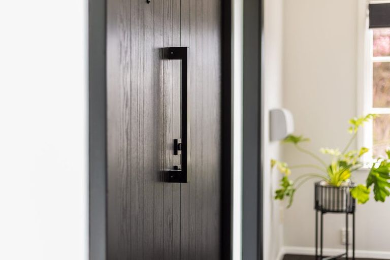 Photo of property in 130 Wainuiomata Road, Wainuiomata, Lower Hutt, 5014