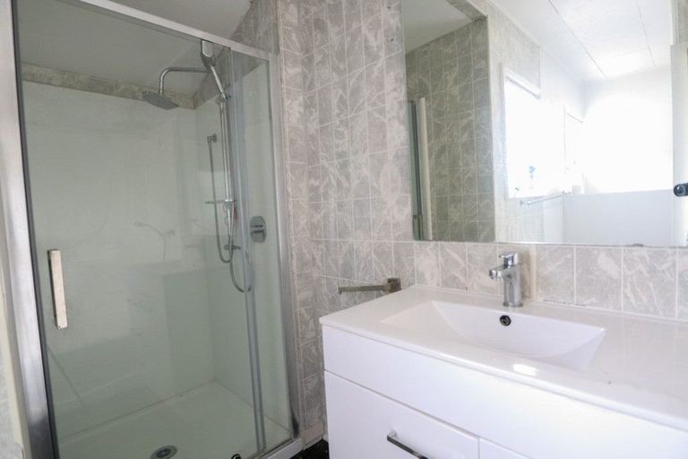 Photo of property in 12 Secretariat Place, Randwick Park, Auckland, 2105