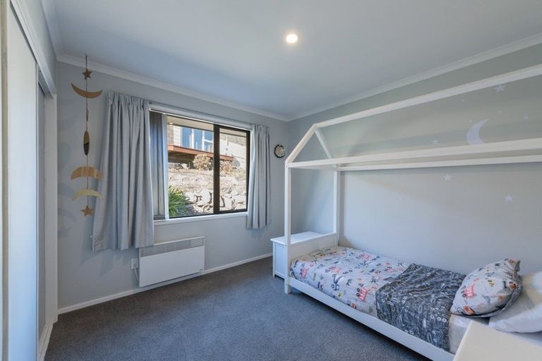 Photo of property in 46 Ngawhatu Road, Stoke, Nelson, 7011