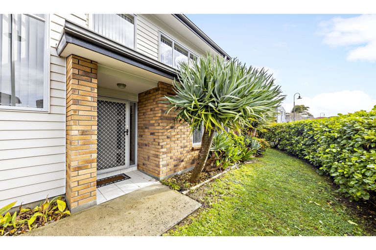 Photo of property in 7 Birchlands Road, Flat Bush, Auckland, 2019