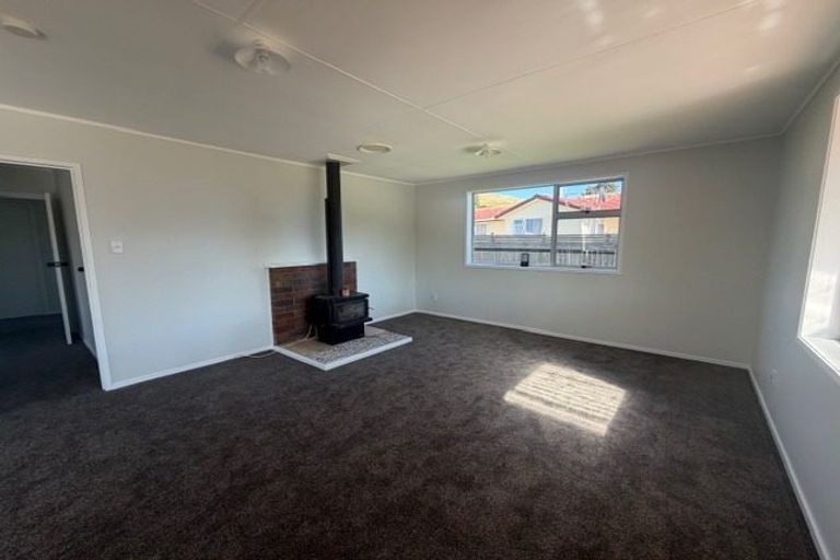 Photo of property in 13 Melton Place, Tokoroa, 3420