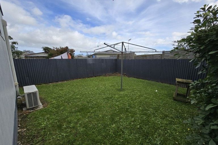 Photo of property in 7 Saxton Street, Levin, 5510