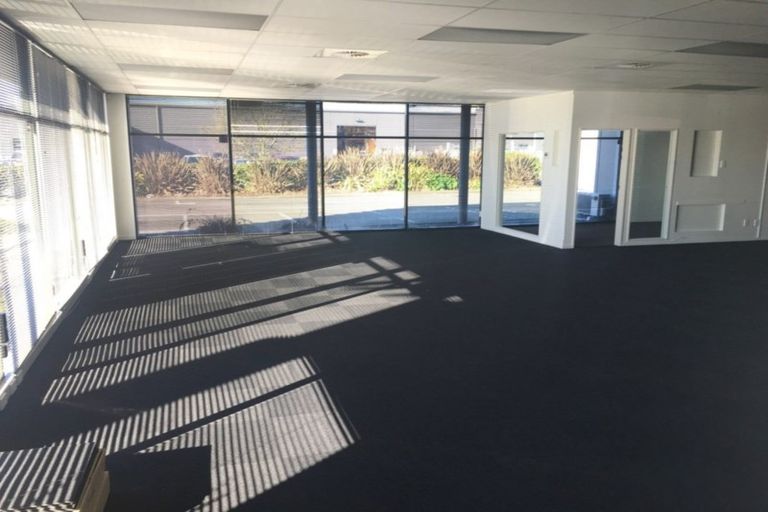 Photo of property in 131a Waterloo Road, Hutt Central, Lower Hutt, 5010